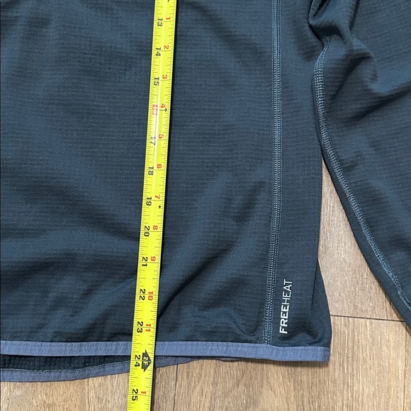 Eddie Bauer Free Heat Quarter Zip - Picture 2 of 6